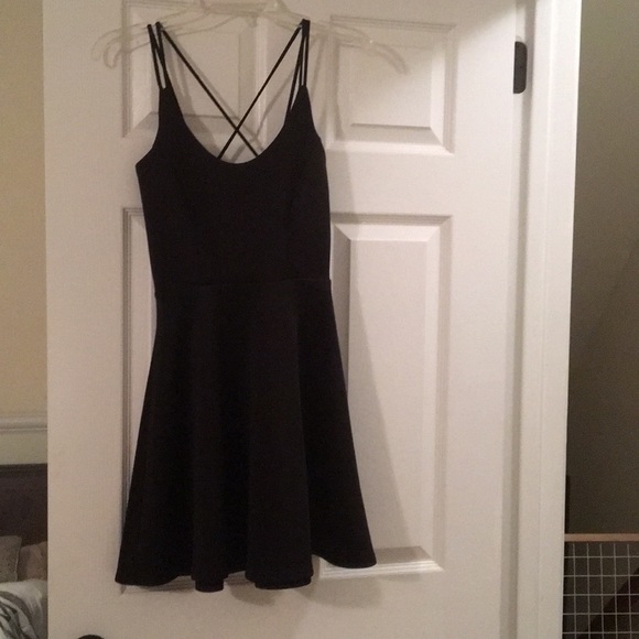 Charlotte Russe Dresses & Skirts - Charlotte Russe x back fit and flare skater dress